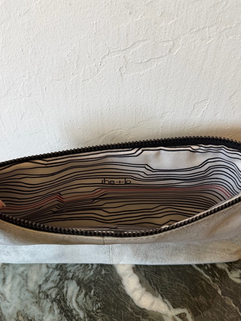 she+lo Distressed Look Zip Clutch - Picture 5 of 6